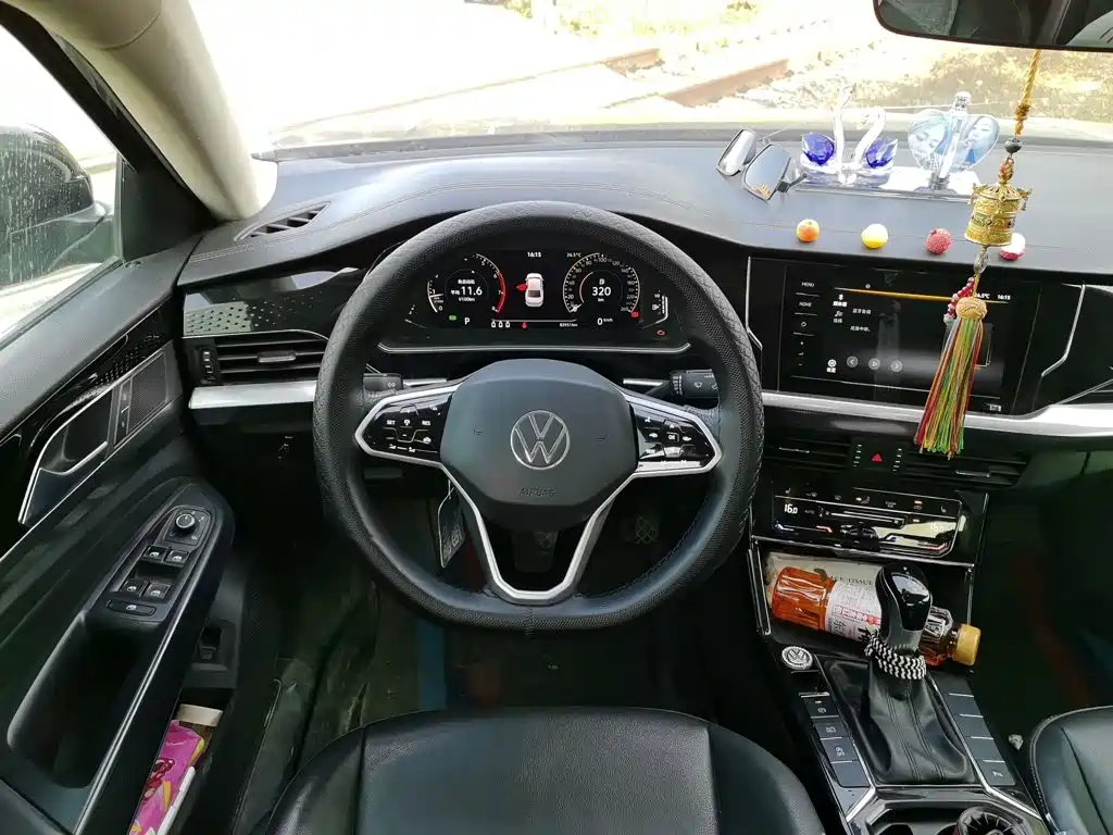 Volkswagen Passat — фото 2