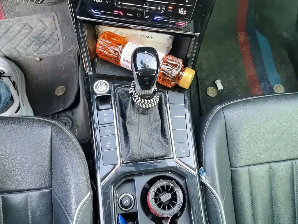 Volkswagen Passat — фото 6
