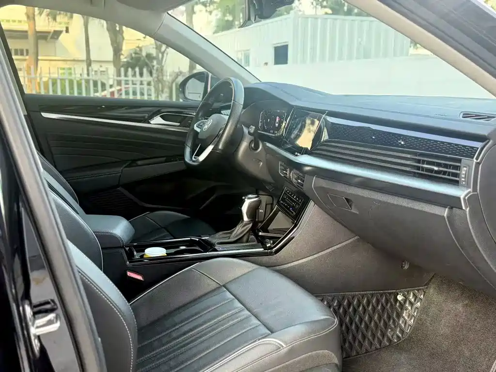 Volkswagen Passat — фото 7