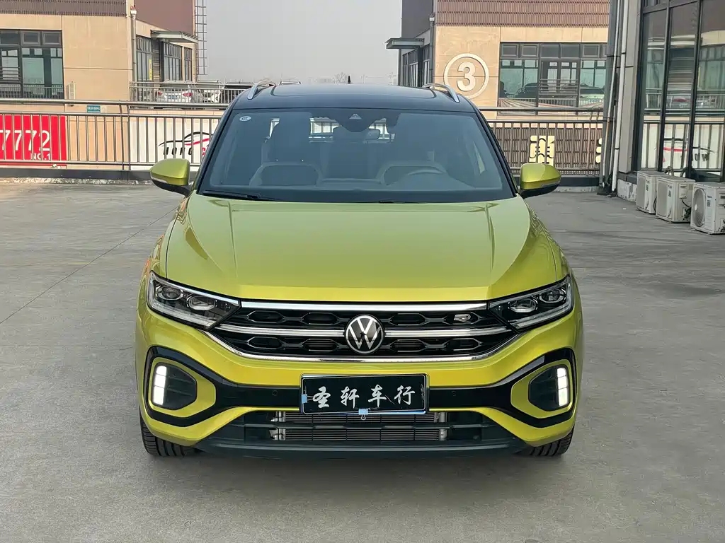 Volkswagen T-Roc — фото 2
