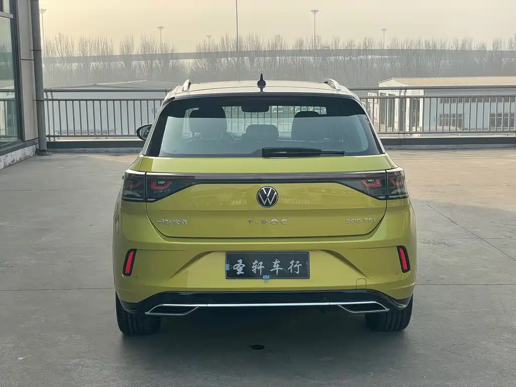 Volkswagen T-Roc — фото 4