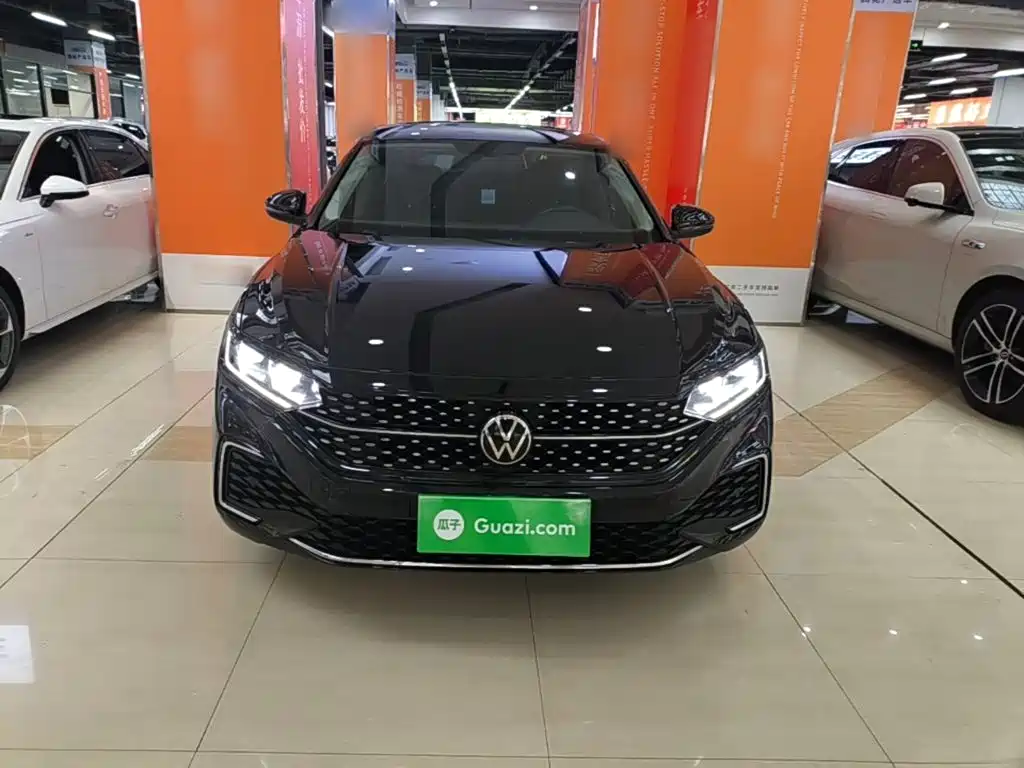 Volkswagen Passat — фото 2