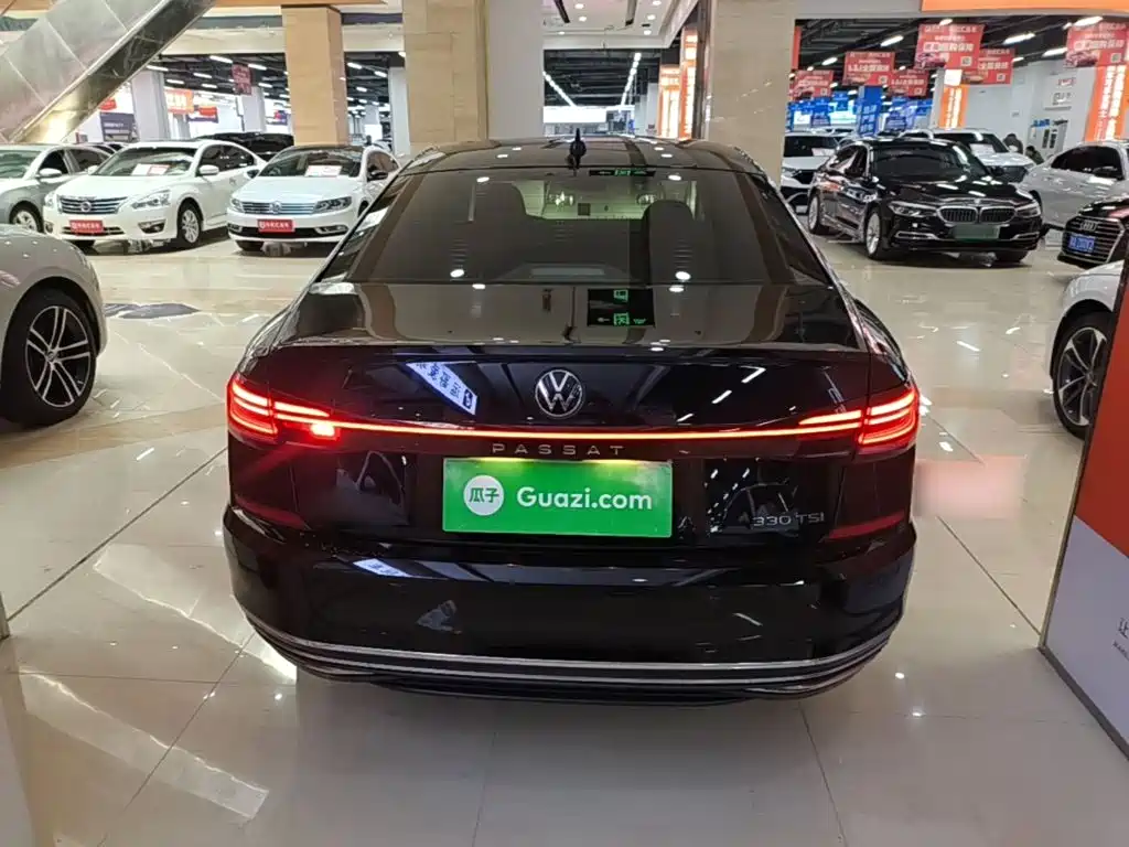 Volkswagen Passat — фото 3