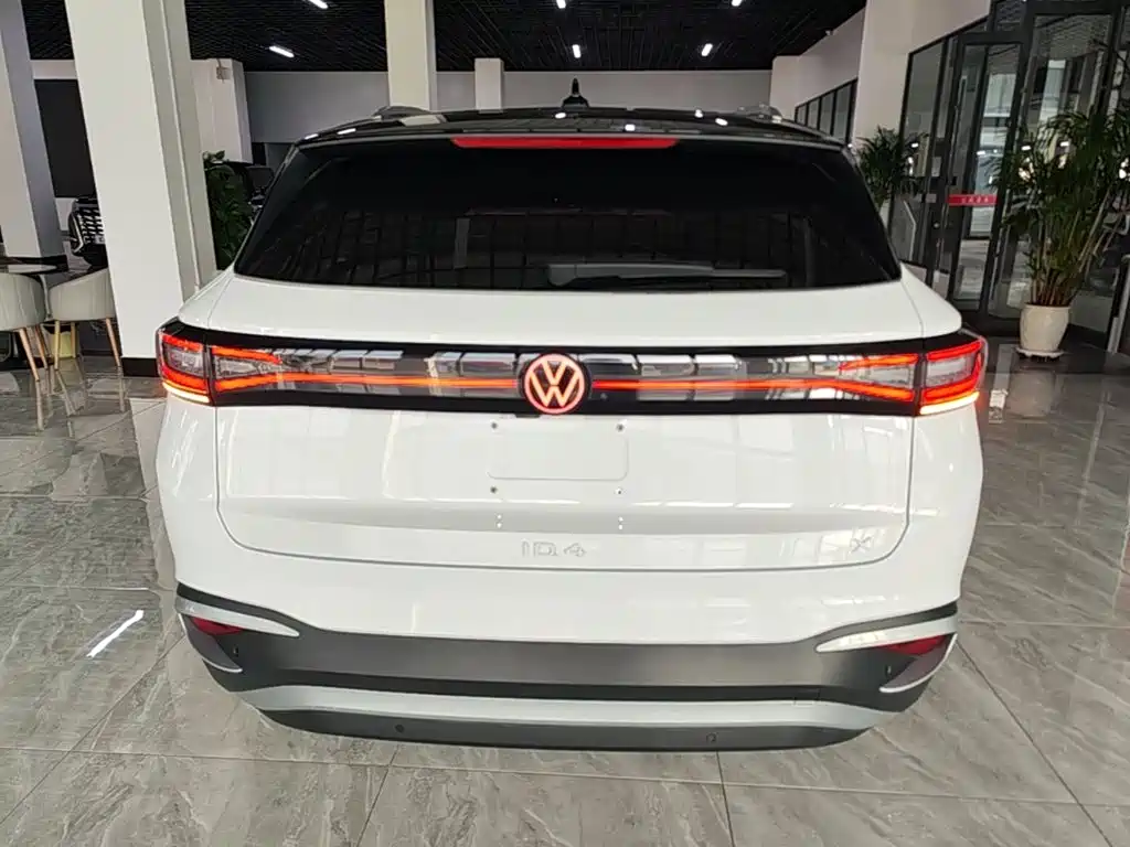 Volkswagen ID.4 X — фото 5
