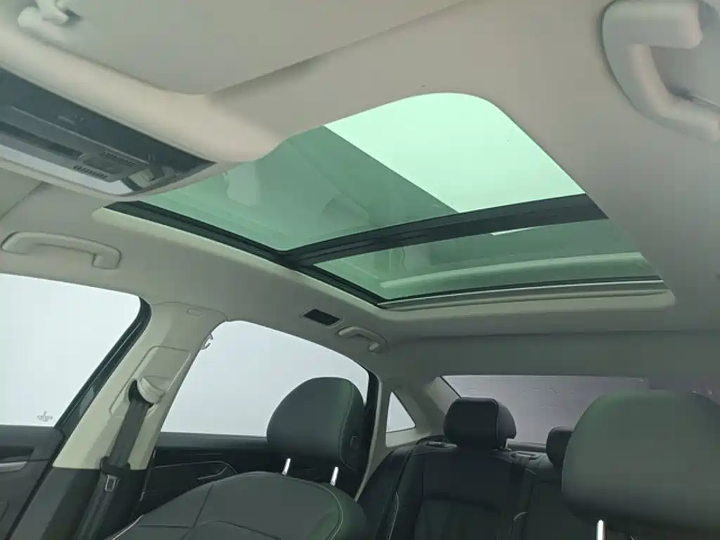 Volkswagen Passat — фото 7