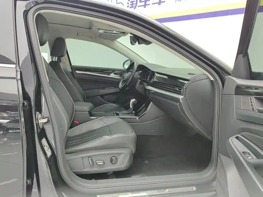 Volkswagen Passat — фото 8