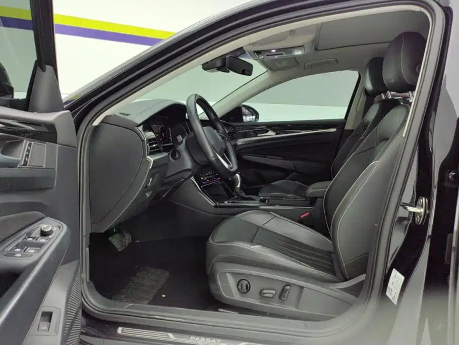 Volkswagen Passat — фото 9