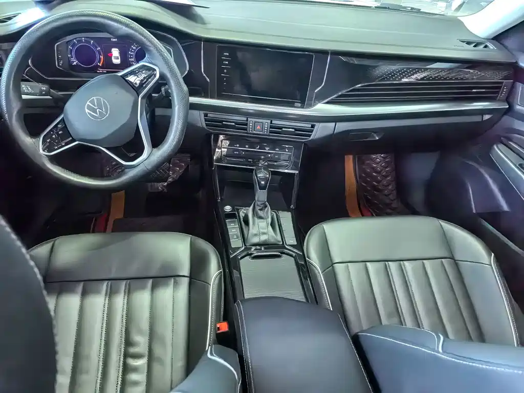 Volkswagen Passat — фото 8