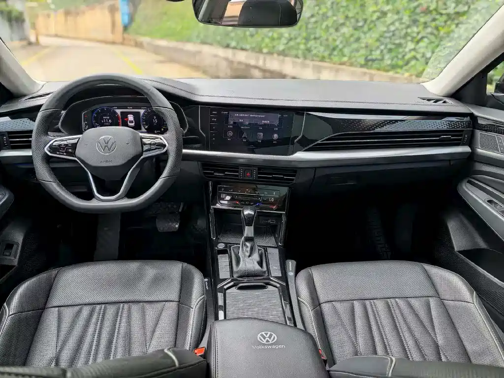 Volkswagen Passat — фото 4