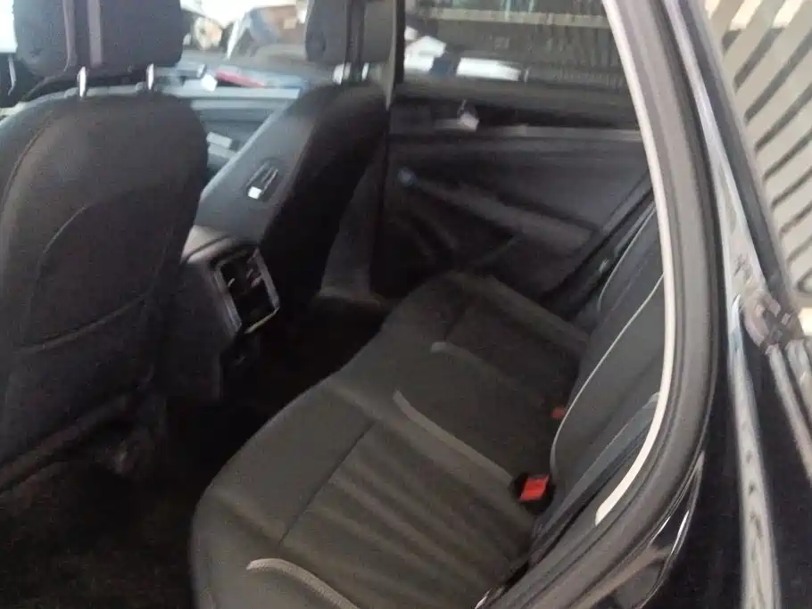 Volkswagen Passat — фото 11