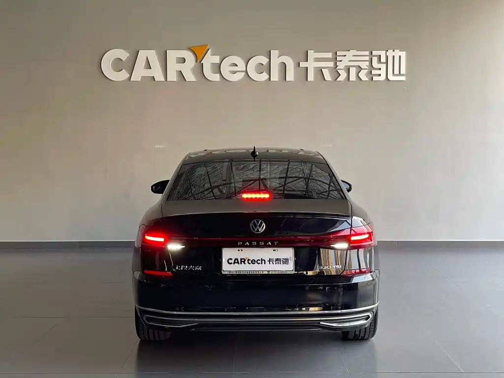 Volkswagen Passat — фото 5