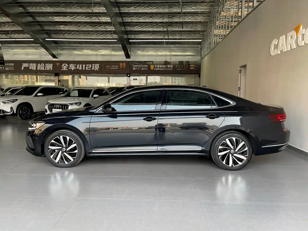 Volkswagen Passat — фото 8