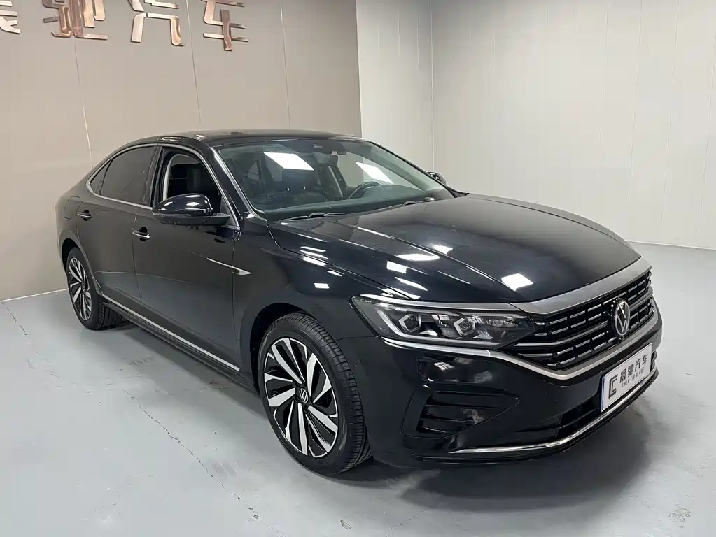 Volkswagen Passat — фото 3