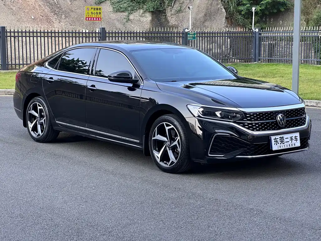 Volkswagen Passat — фото 2