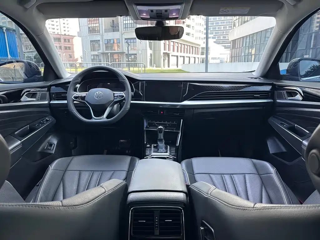 Volkswagen Passat — фото 9