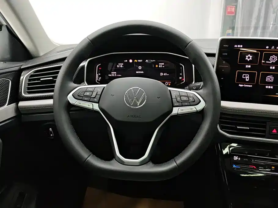 Volkswagen Tayron — фото 15