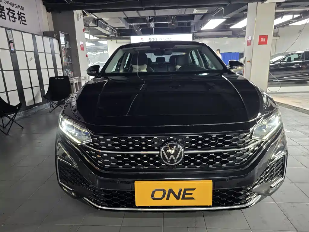 Volkswagen Passat — фото 2