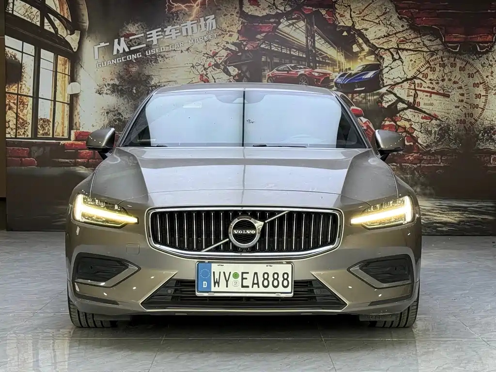 Volvo S60 — фото 2