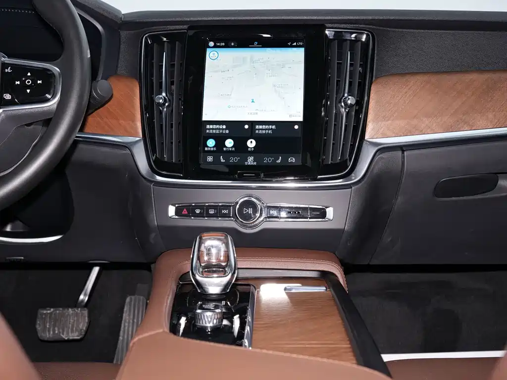 Volvo S90 — фото 15