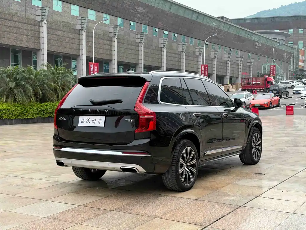 Volvo XC90 — фото 4