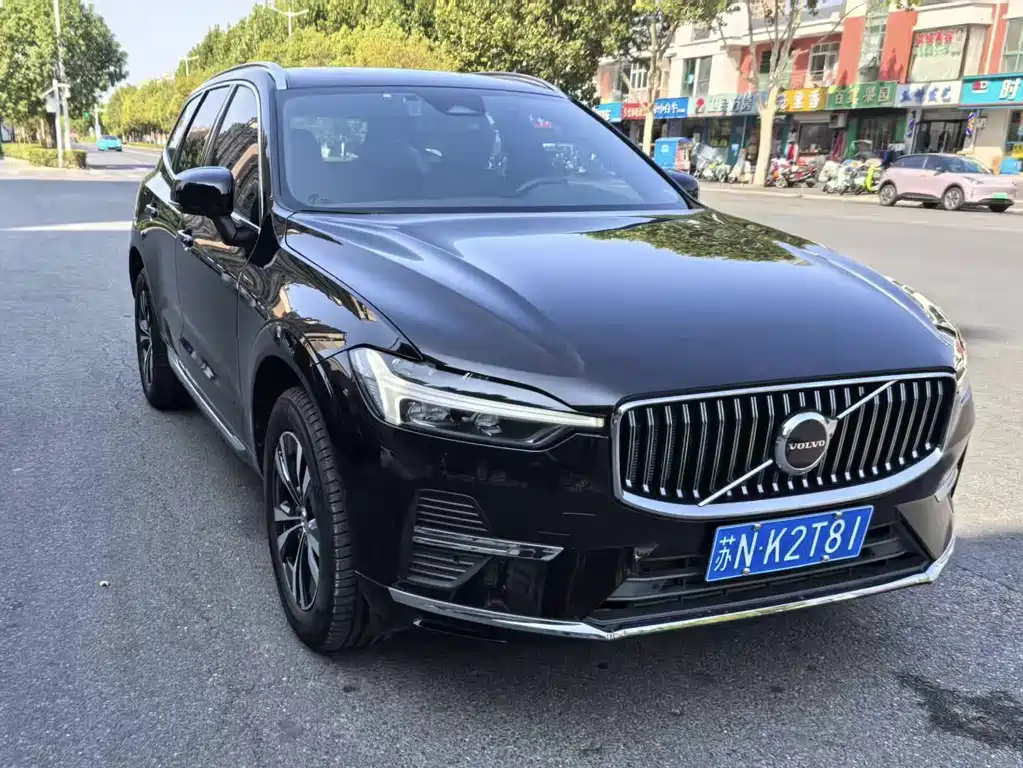 Volvo XC60 — фото 3