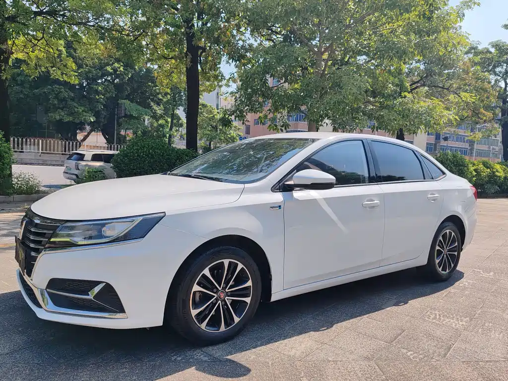 Roewe i6 Classic — фото 3
