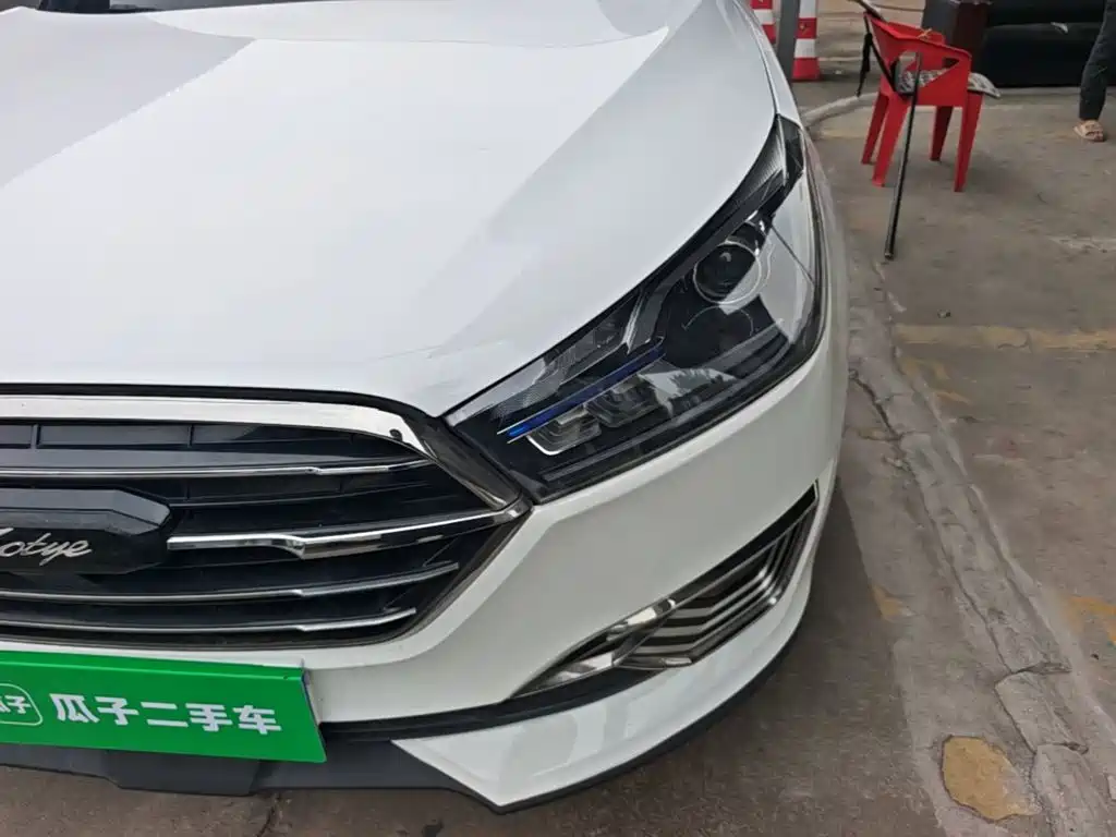 Zotye Zotye T300 — фото 23