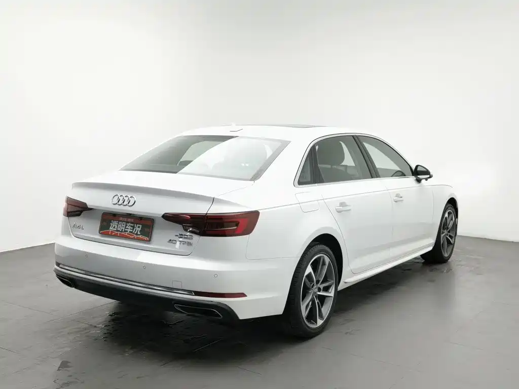 Audi A4L — фото 2