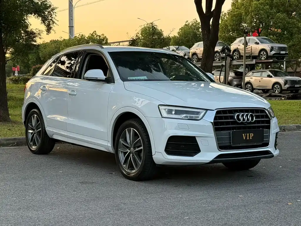 Audi Q3 — фото 2