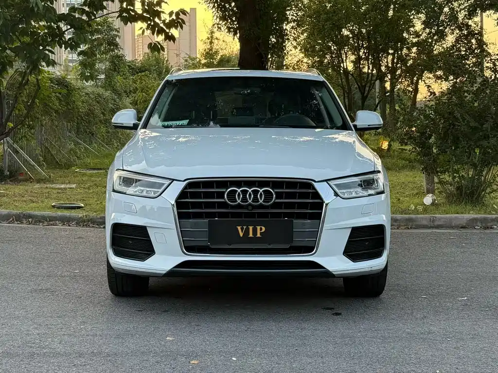 Audi Q3 — фото 3