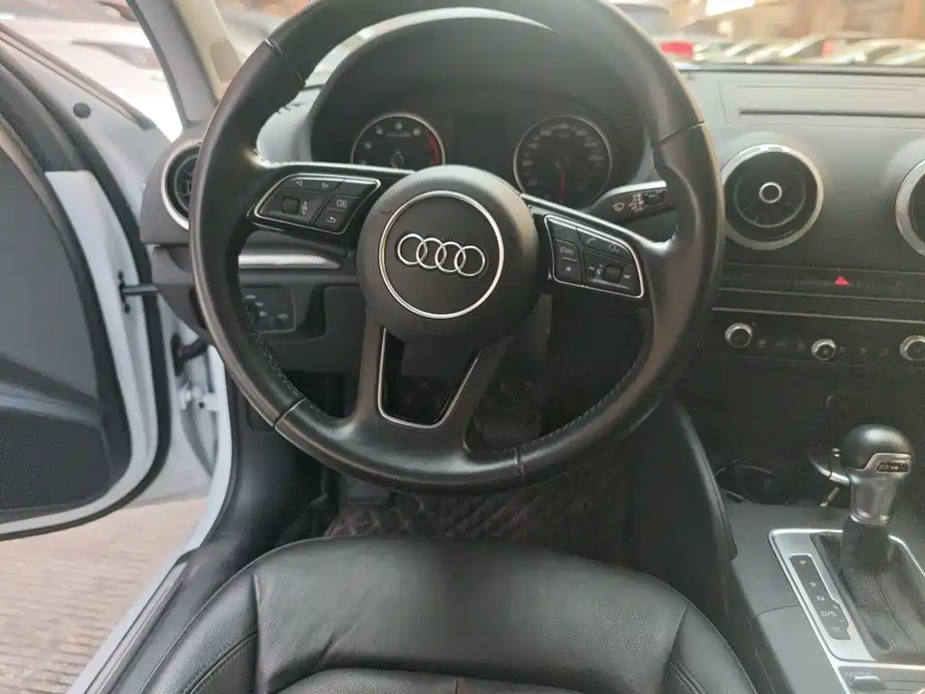 Audi A3 — фото 11