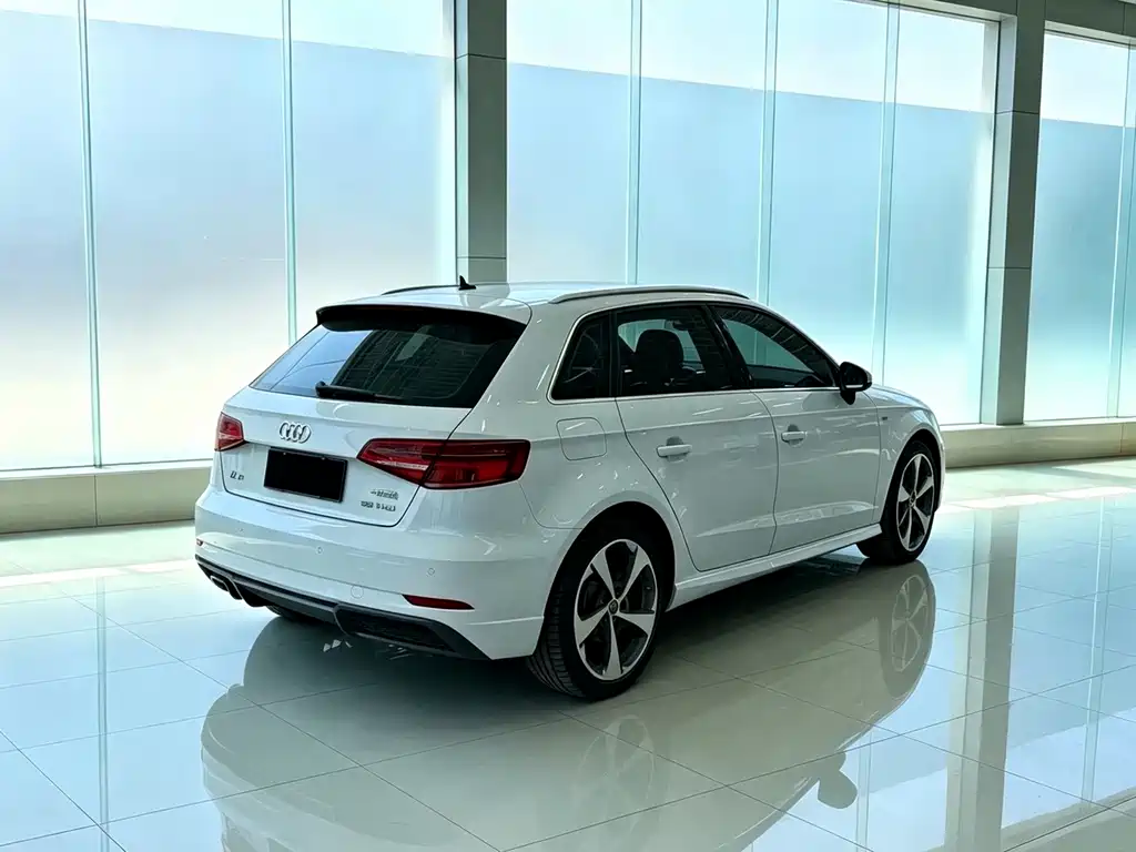 Audi A3 — фото 6