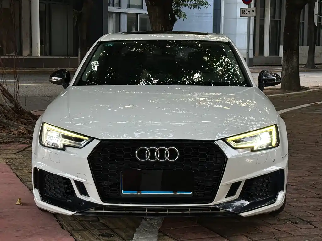 Audi A4L — фото 2