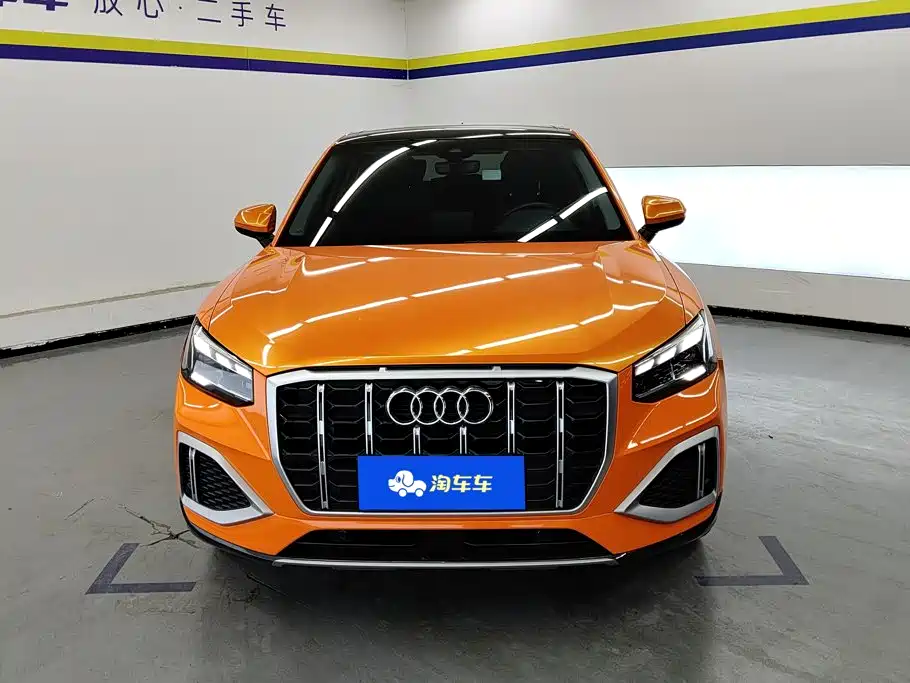 Audi Q2L — фото 2