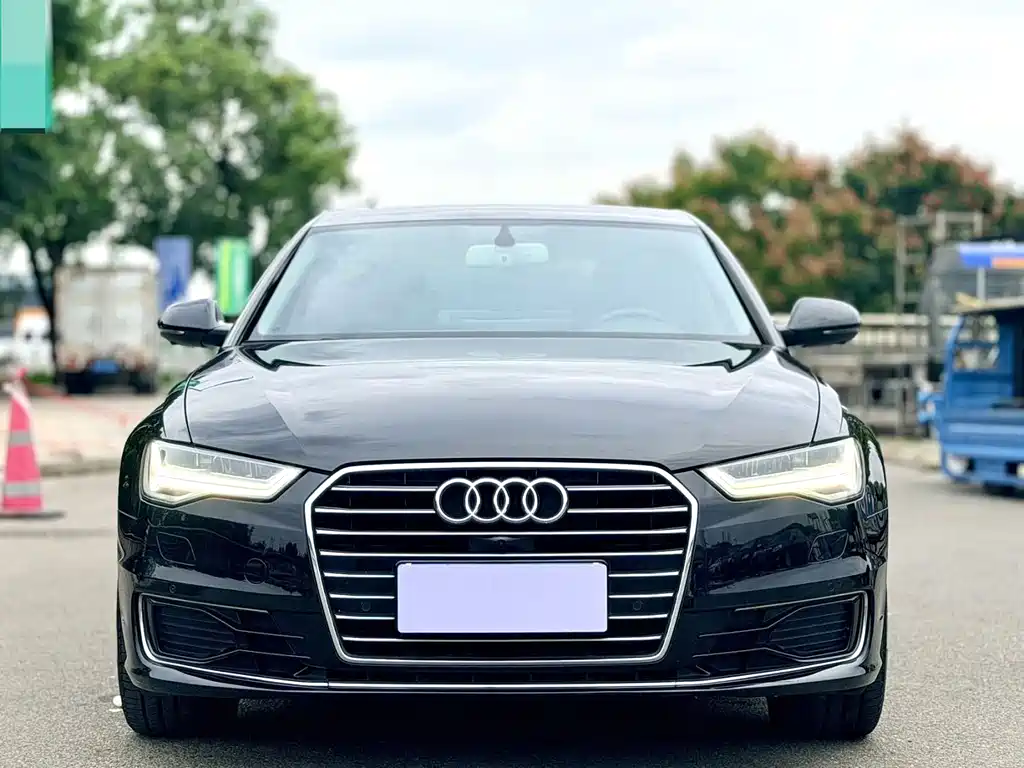 Audi A6L — фото 2