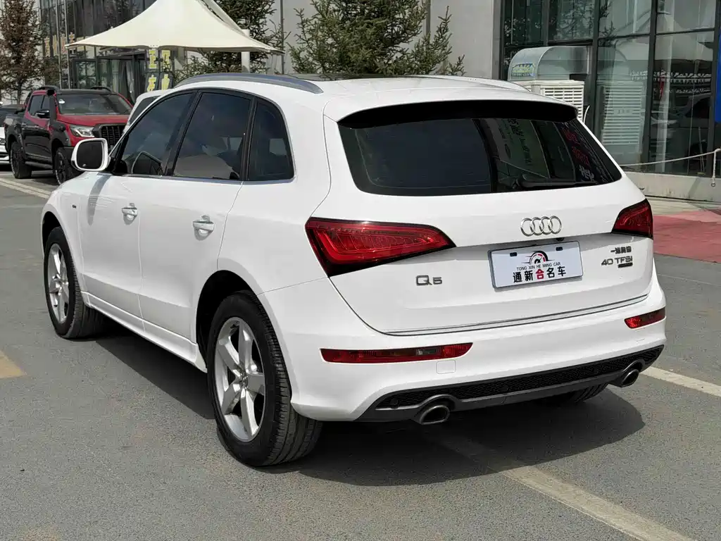 Audi Q5 — фото 9