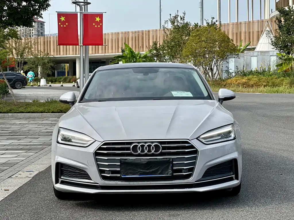 Audi A5 (Import) — фото 2