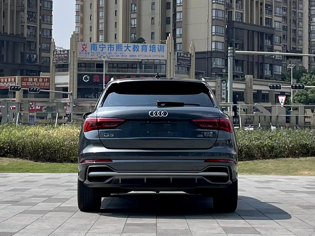 Audi Q3 — фото 6