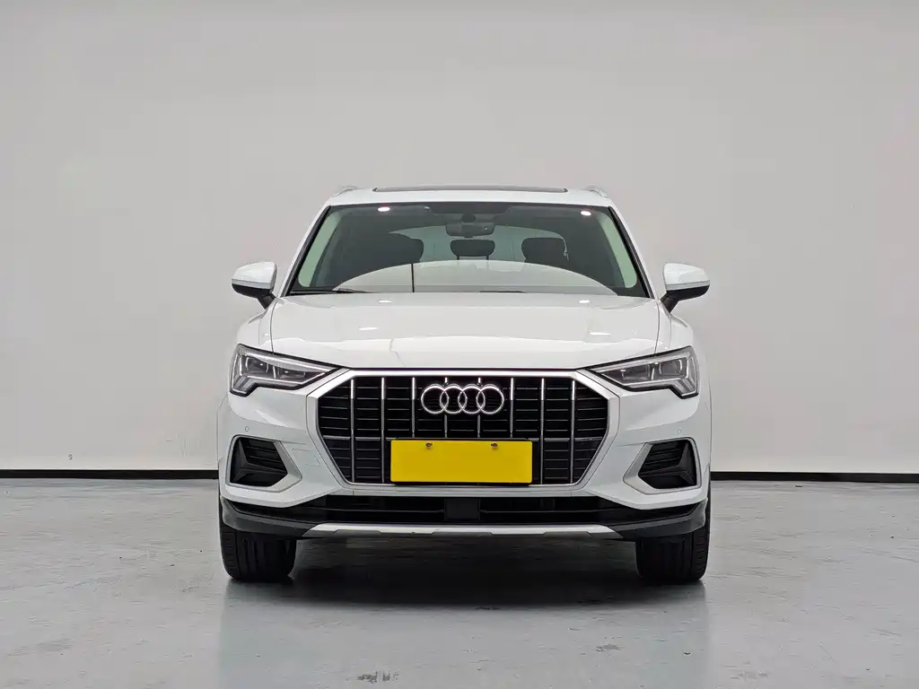 Audi Q3 — фото 2