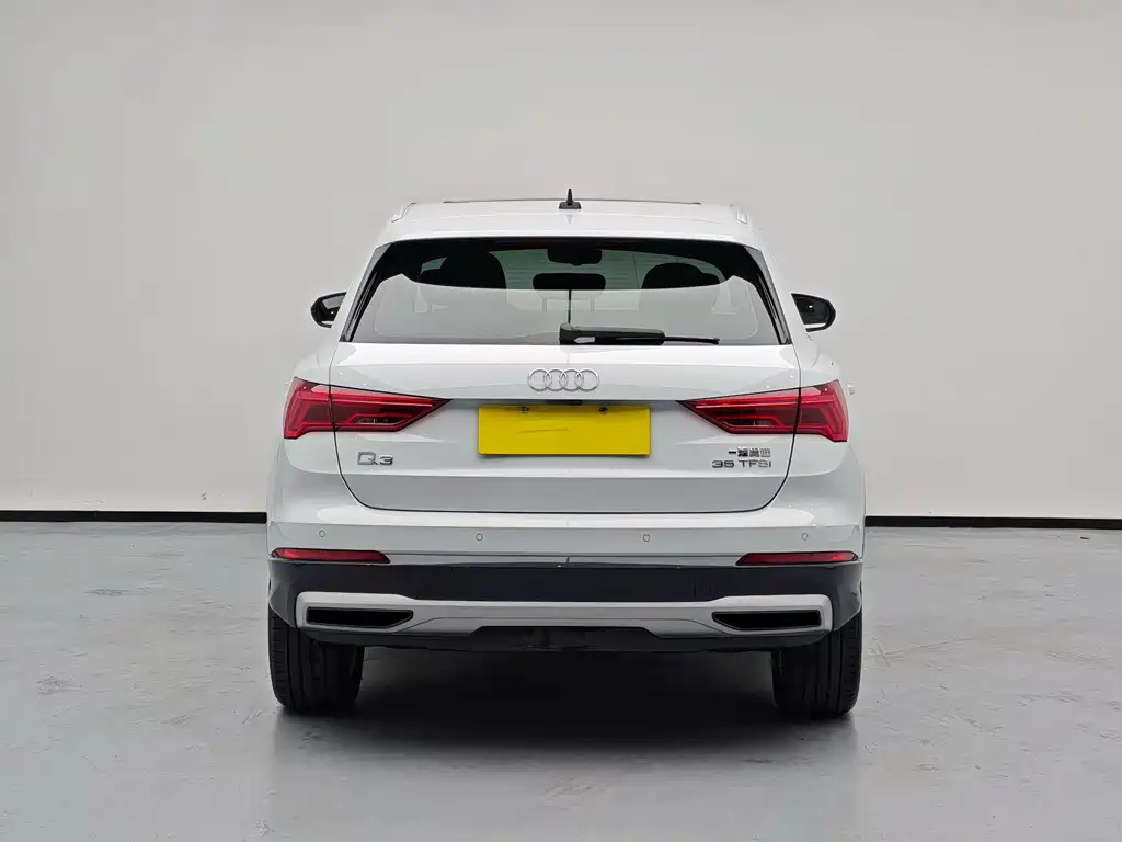 Audi Q3 — фото 6