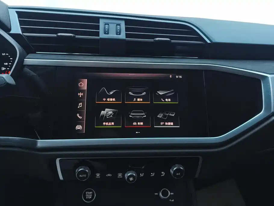 Audi Q3 Sportback — фото 13