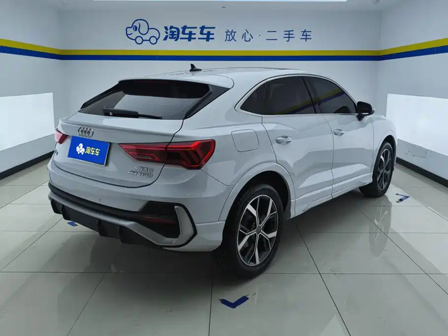 Audi Q3 Sportback — фото 3