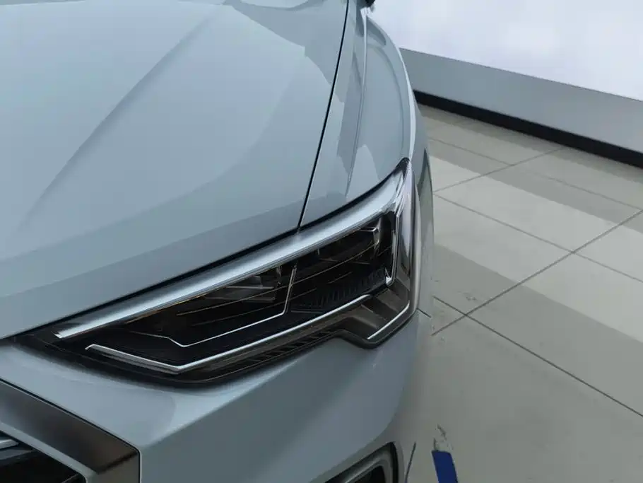 Audi Q3 Sportback — фото 5