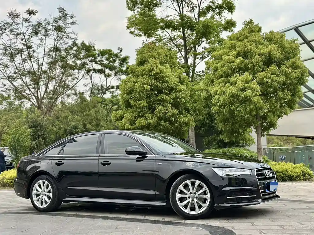 Audi A6L — фото 3