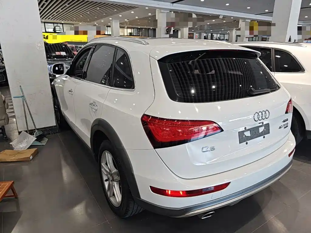 Audi Q5 — фото 4