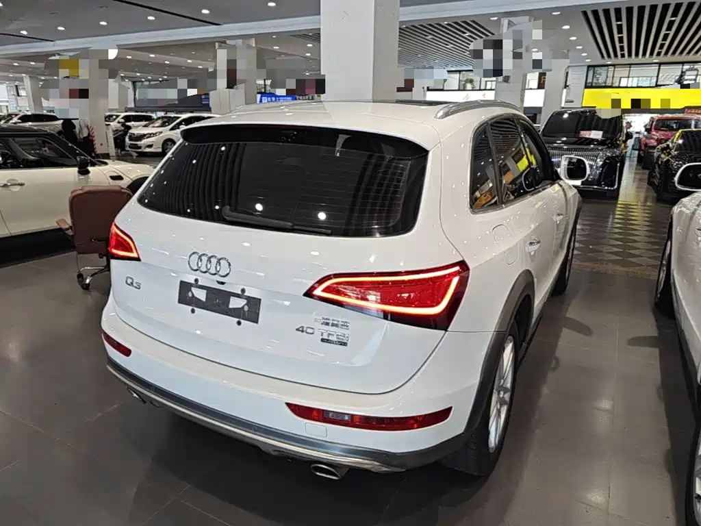 Audi Q5 — фото 6