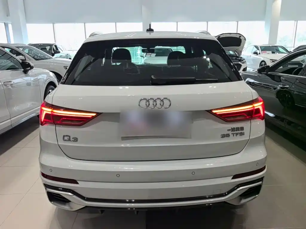 Audi Q3 — фото 5