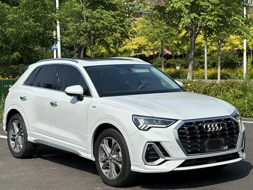 Audi Q3 — фото 3