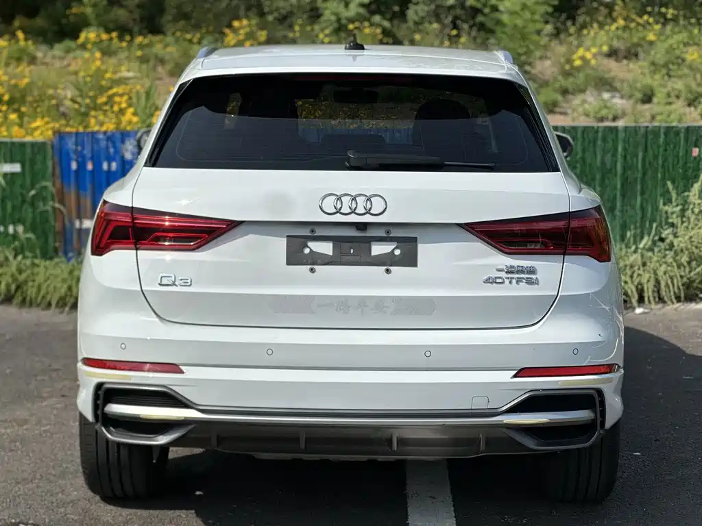 Audi Q3 — фото 8