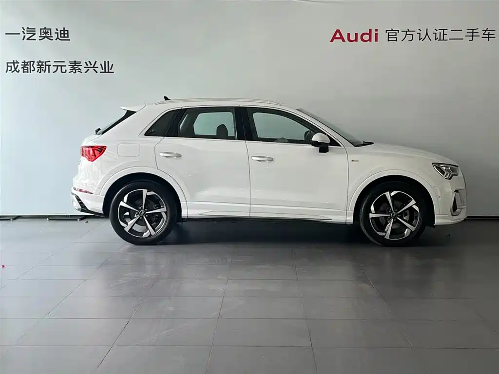 Audi Q3 — фото 3